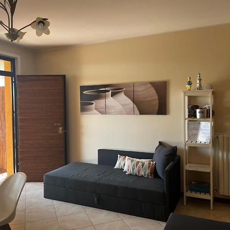 Feli Holiday Home - Panoramic Pool Lake View In 가르도네리비에라 외부 사진