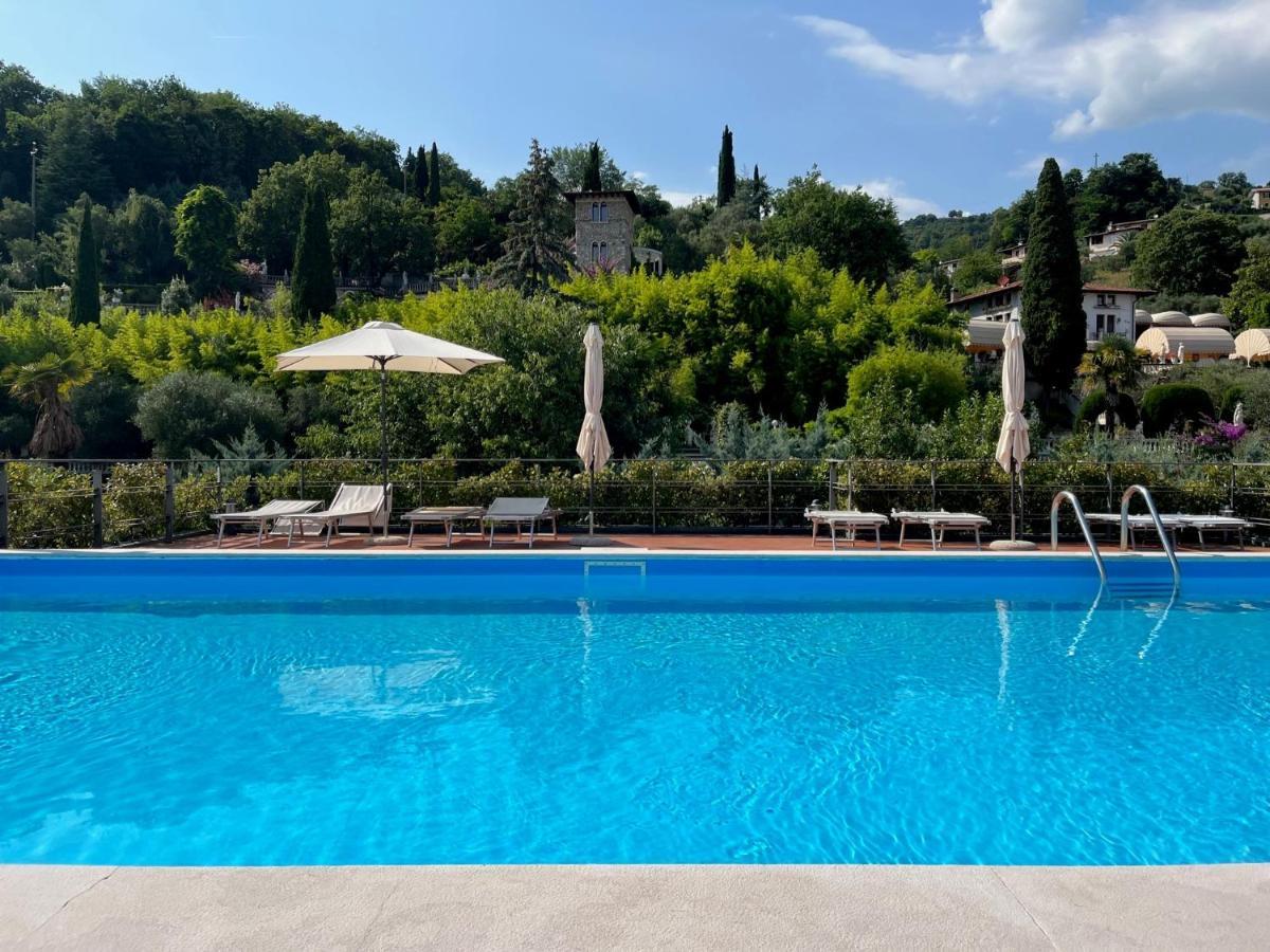 Feli Holiday Home - Panoramic Pool Lake View In 가르도네리비에라 외부 사진